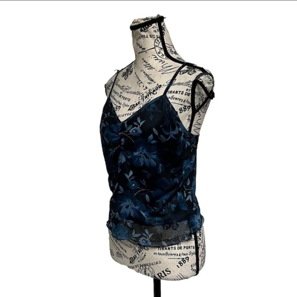 Women's Blue Floral Cami Top - Picture 2 of 8